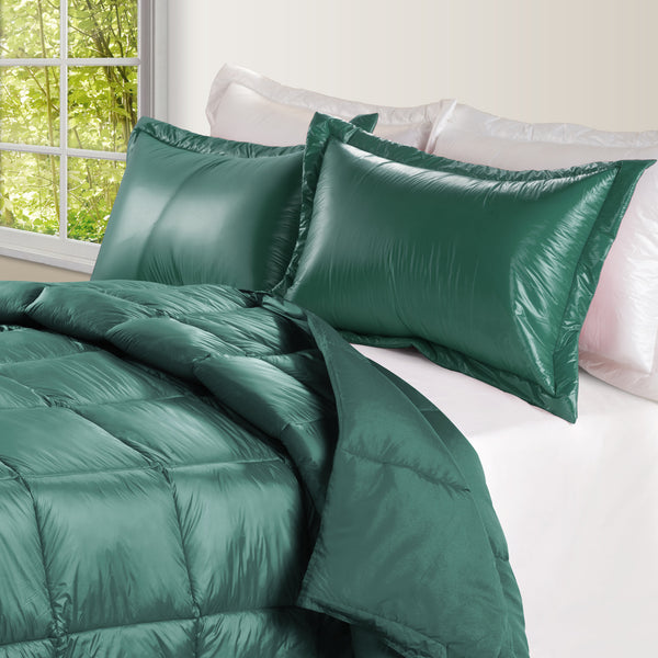 Puff High Loft Indoor/Outdoor Water Resistant Comforter With Extra Strong Nylon Cover