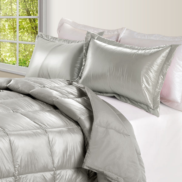 Puff High Loft Indoor/Outdoor Water Resistant Comforter With Extra Strong Nylon Cover