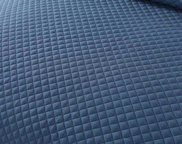 Lotus Home Diamondesque Water and Stain Resistant Quilt