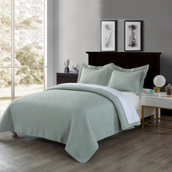 Lotus Home Diamondesque Water and Stain Resistant Quilt