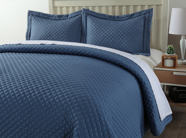 Lotus Home Diamondesque Water and Stain Resistant Quilt