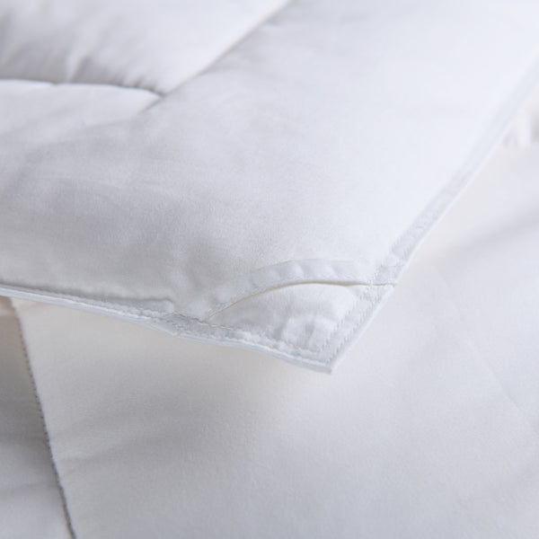 Stayclean 240 Thread Count Down Alternative Comforter